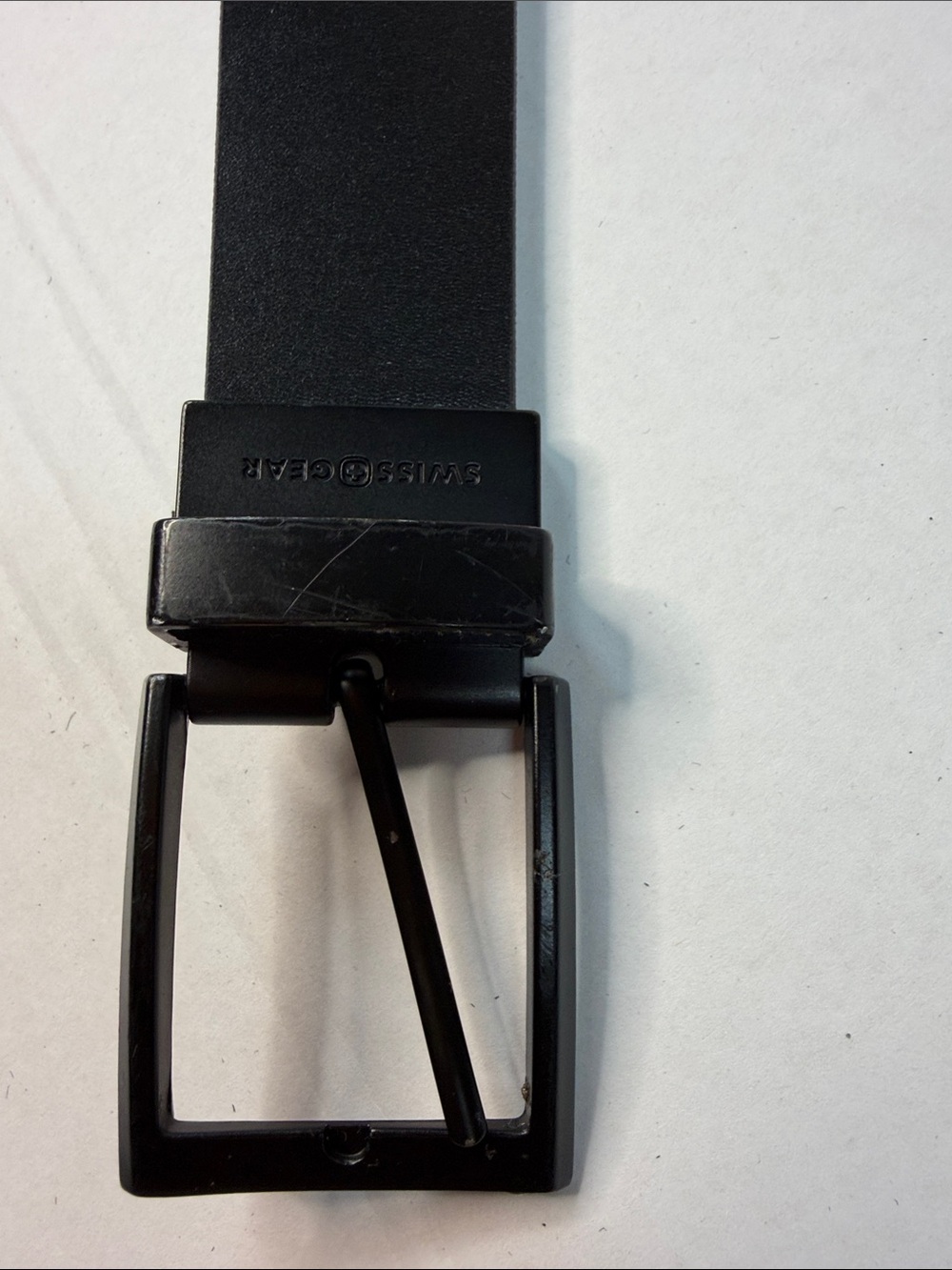 SwissGear Black Men's Leather Belt with Matte Black Buckle